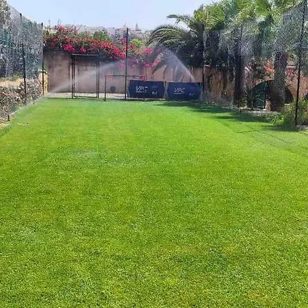 Spectacular With Pool And Tennis Court Bahar ic-Caghaq