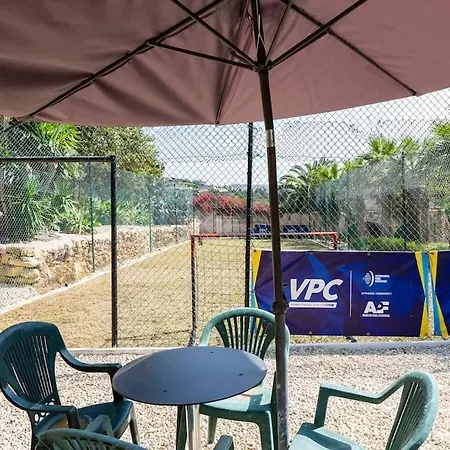 Spectacular With Pool And Tennis Court